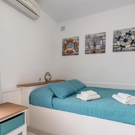 Apartment Sea Front House Micaela I *
